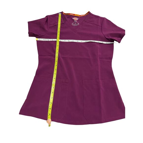 NWT Dickies maroon scrub top sz XS nurse medical - Picture 4 of 6